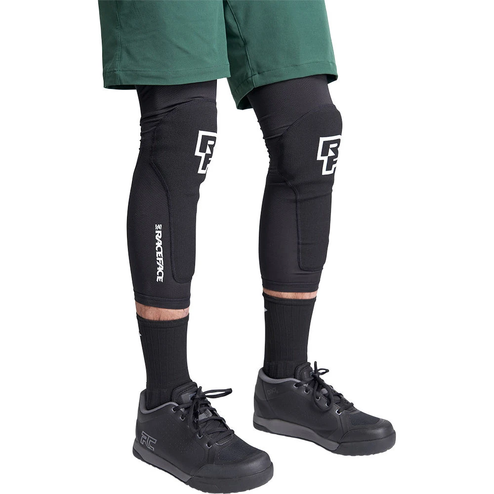 Race Face Charge Knee Guard - S - Stealth 4 Race Face Charge Knee Guard - S - Stealth - Image 2